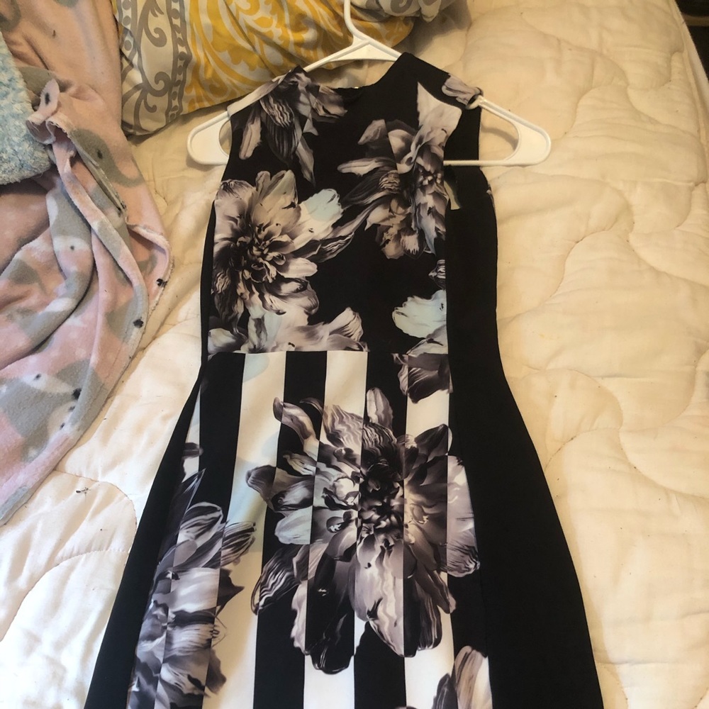 Hollister tight sexy date zip up dress☁️